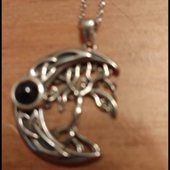 Onefinity necklace - Picture 4 of 5